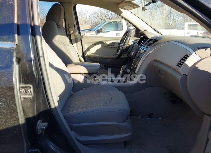 Photo 5 of 2012 Chevrolet Traverse 1LT (VIN 1GNKRGED6CJ108356)