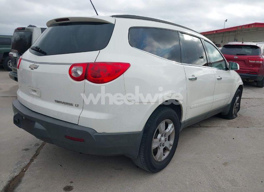 Photo 4 of 2012 Chevrolet Traverse 1LT (VIN 1GNKRGED6CJ241263)