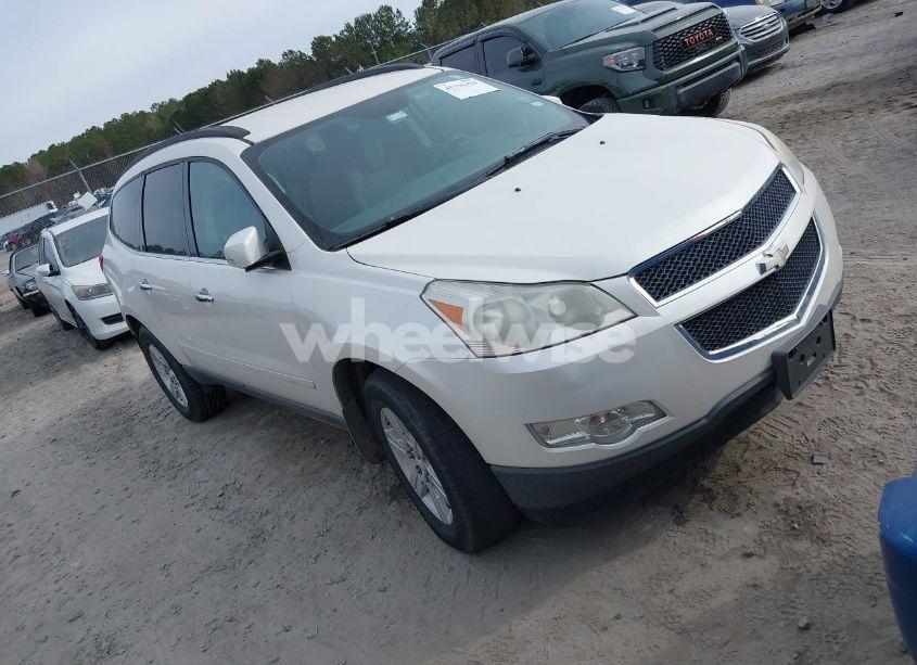 2011 Chevrolet Traverse 1LT (VIN 1GNKRGED7BJ271774) main photo