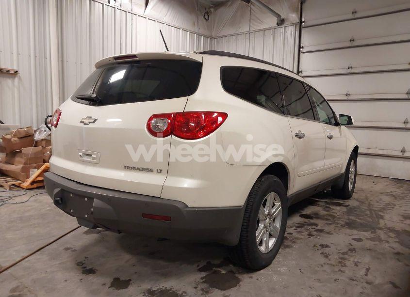 Photo 4 of 2011 Chevrolet Traverse 1LT (VIN 1GNKRGED7BJ354041)