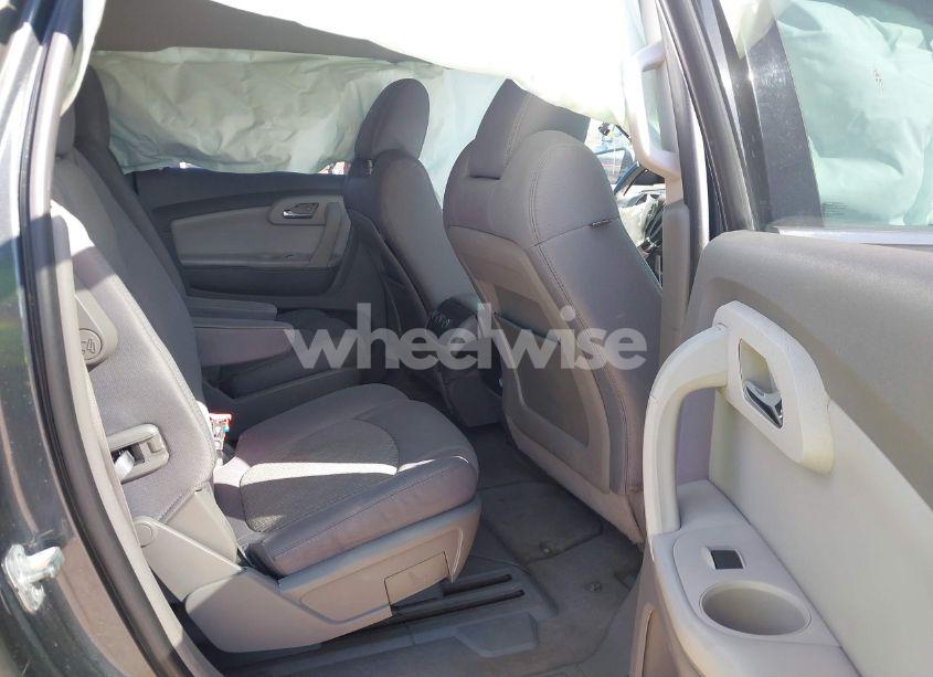 Photo 8 of 2012 Chevrolet Traverse 1LT (VIN 1GNKRGED7CJ261697)