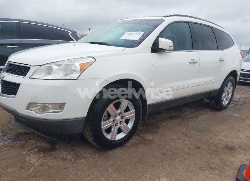 Photo 2 of 2012 Chevrolet Traverse 1LT (VIN 1GNKRGED7CJ331411)
