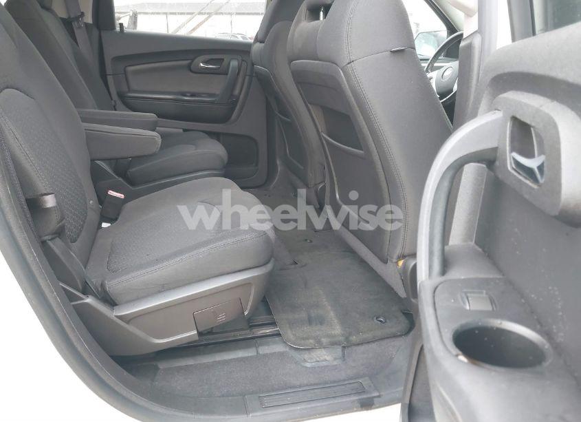 Photo 8 of 2012 Chevrolet Traverse 1LT (VIN 1GNKRGED7CJ331411)