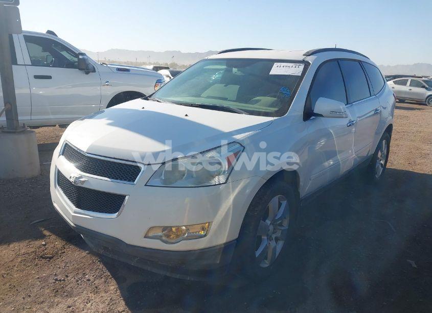 Photo 2 of 2012 Chevrolet Traverse 1LT (VIN 1GNKRGED7CJ408746)