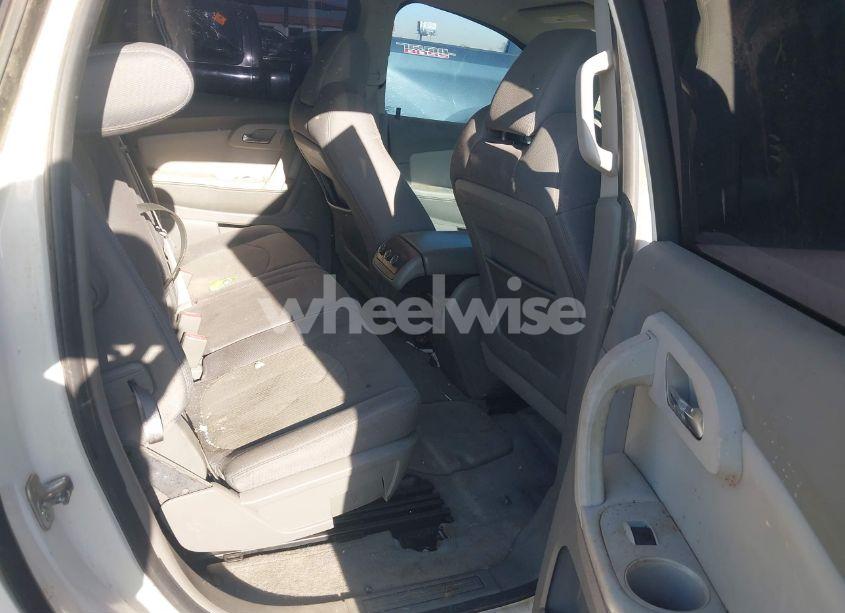 Photo 8 of 2012 Chevrolet Traverse 1LT (VIN 1GNKRGED7CJ408746)