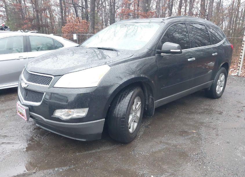 Photo 2 of 2011 Chevrolet Traverse 1LT (VIN 1GNKRGED8BJ116487)