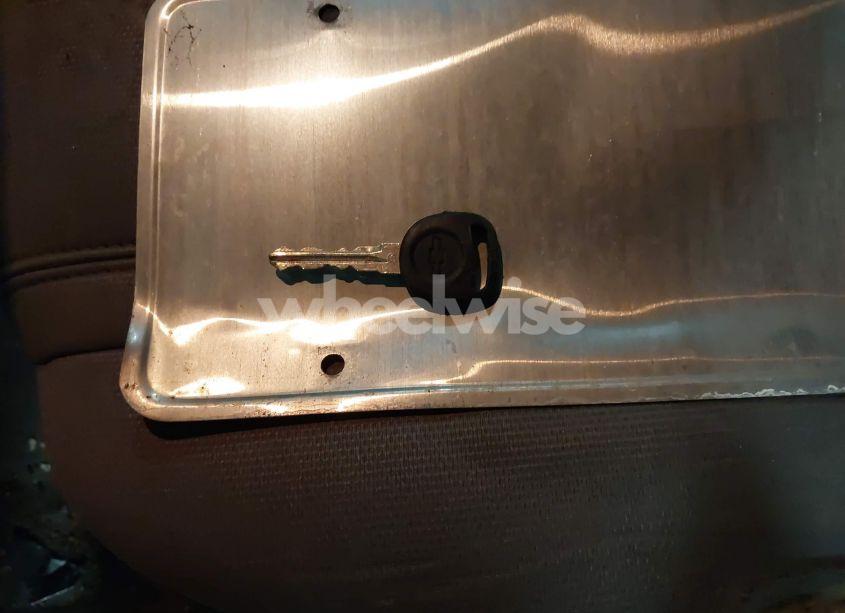 Photo 11 of 2011 Chevrolet Traverse 1LT (VIN 1GNKRGED8BJ147724)