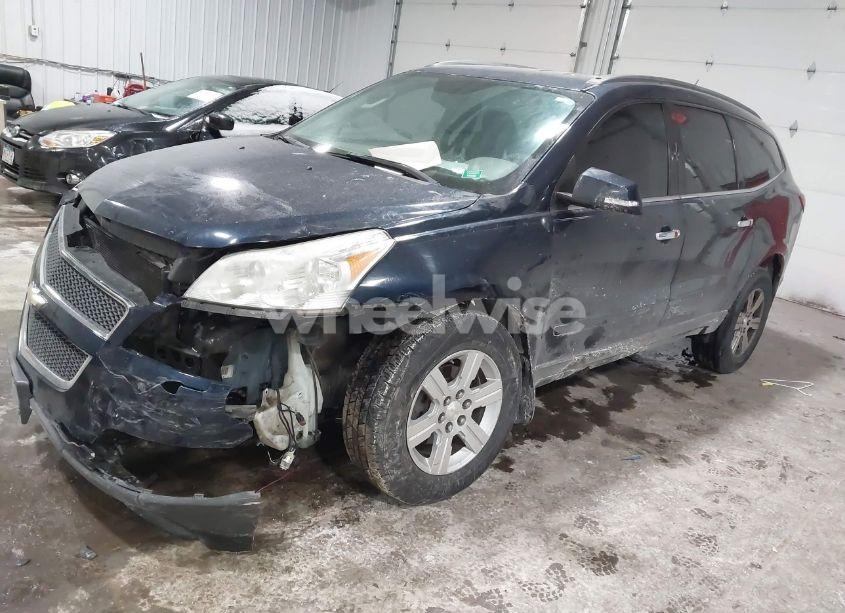 Photo 2 of 2011 Chevrolet Traverse 1LT (VIN 1GNKRGED8BJ147724)
