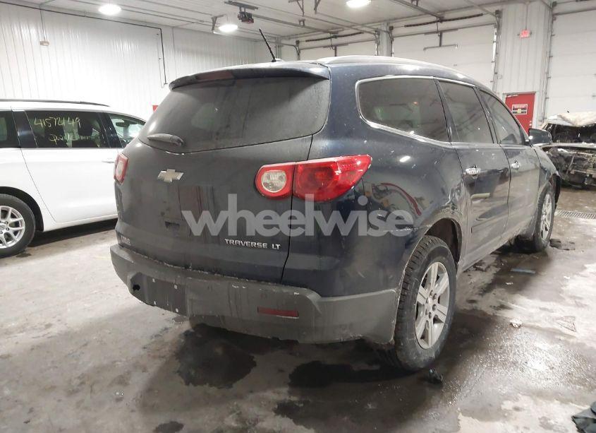 Photo 4 of 2011 Chevrolet Traverse 1LT (VIN 1GNKRGED8BJ147724)