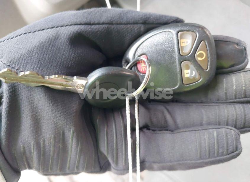 Photo 11 of 2011 Chevrolet Traverse 1LT (VIN 1GNKRGED8BJ280502)