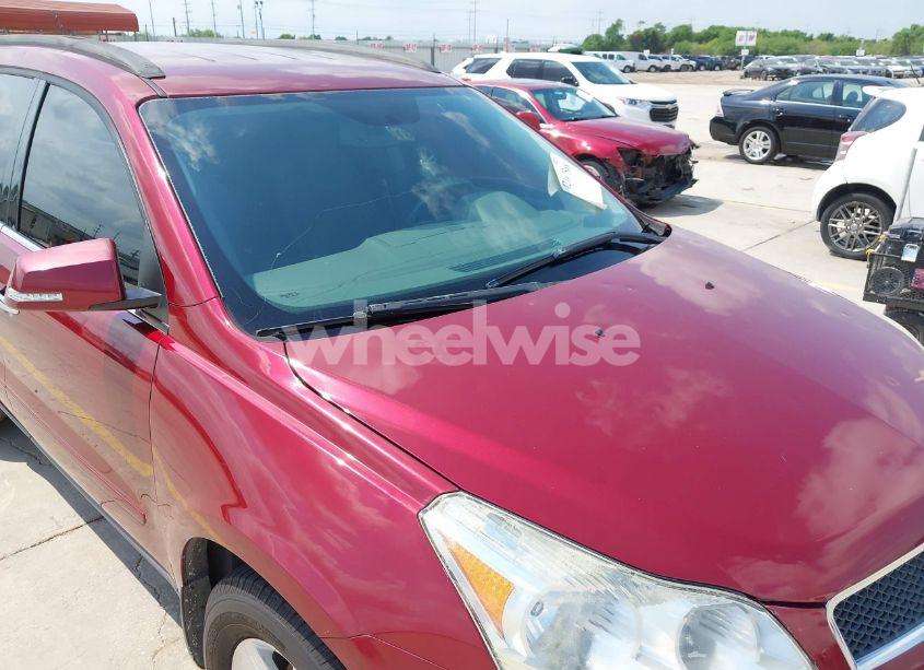 Photo 6 of 2011 Chevrolet Traverse 1LT (VIN 1GNKRGED8BJ286753)