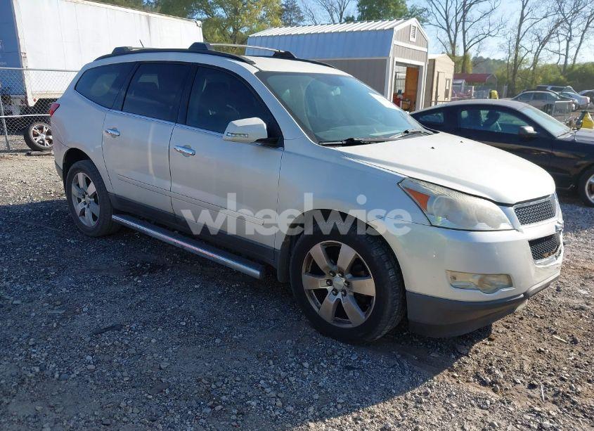 2011 Chevrolet Traverse 1LT (VIN 1GNKRGED8BJ378252) main photo
