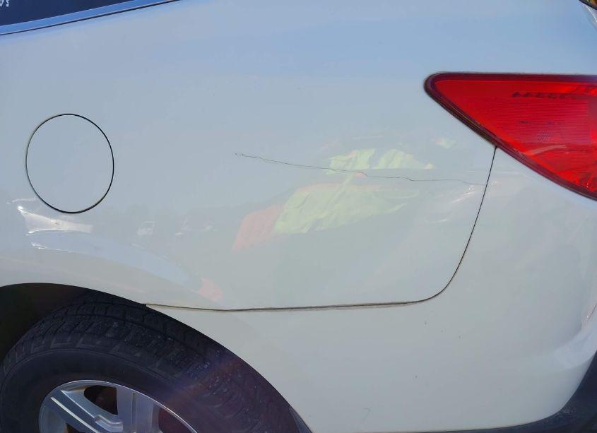 Photo 12 of 2011 Chevrolet Traverse 1LT (VIN 1GNKRGED8BJ415283)