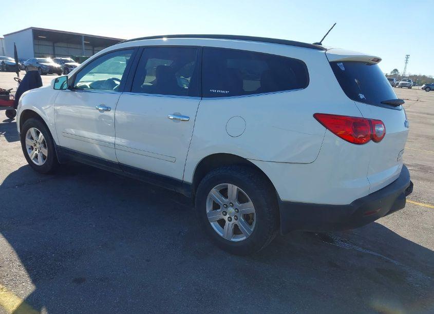 Photo 3 of 2011 Chevrolet Traverse 1LT (VIN 1GNKRGED8BJ415283)