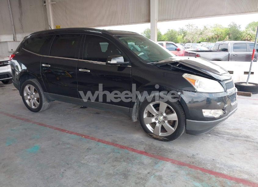 2012 Chevrolet Traverse 1LT (VIN 1GNKRGED8CJ187481) main photo