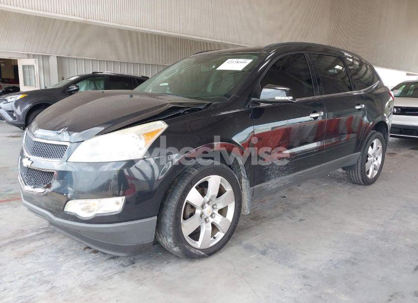 Photo 2 of 2012 Chevrolet Traverse 1LT (VIN 1GNKRGED8CJ187481)