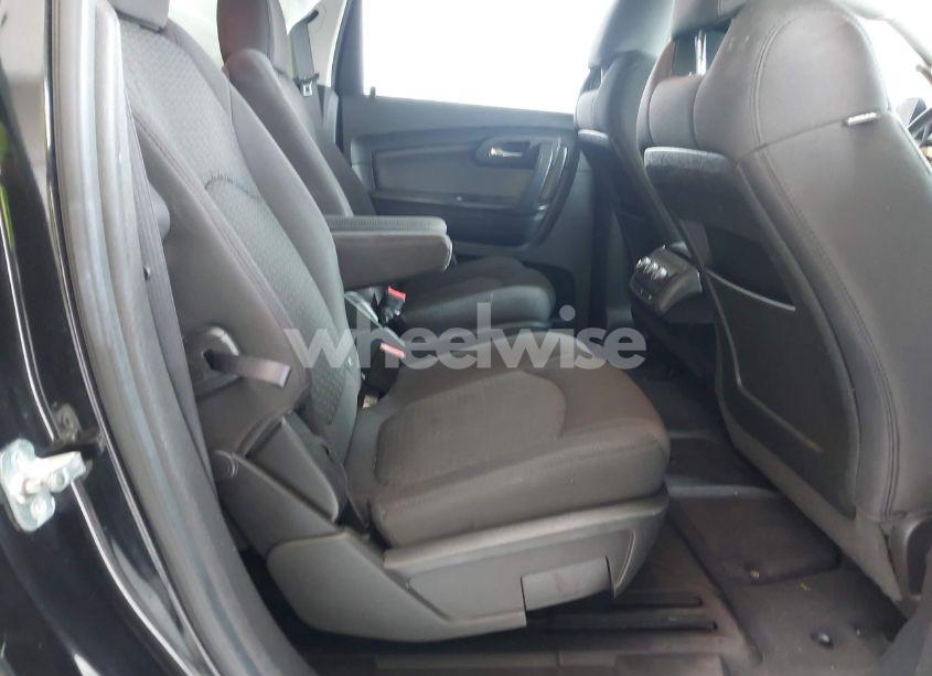 Photo 8 of 2012 Chevrolet Traverse 1LT (VIN 1GNKRGED8CJ187481)