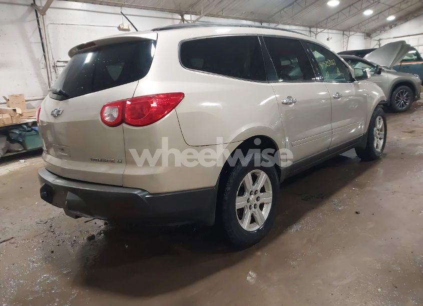 Photo 4 of 2011 Chevrolet Traverse 1LT (VIN 1GNKRGED9BJ253986)