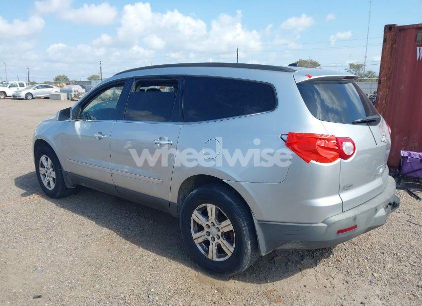 Photo 3 of 2012 Chevrolet Traverse 1LT (VIN 1GNKRGED9CJ107718)