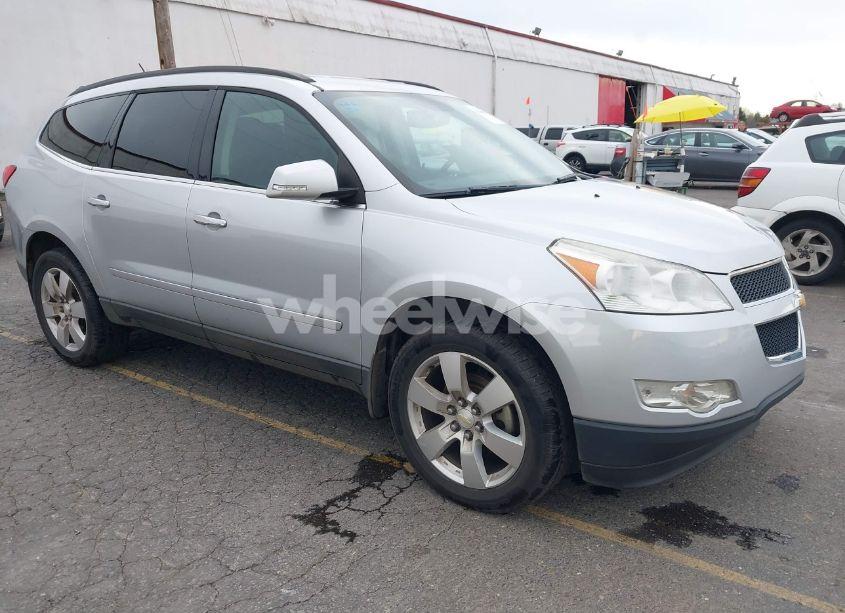 2012 Chevrolet Traverse 1LT (VIN 1GNKRGED9CJ171547) main photo
