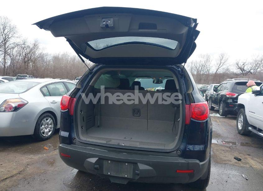 Photo 12 of 2011 Chevrolet Traverse 1LT (VIN 1GNKRGEDXBJ129354)