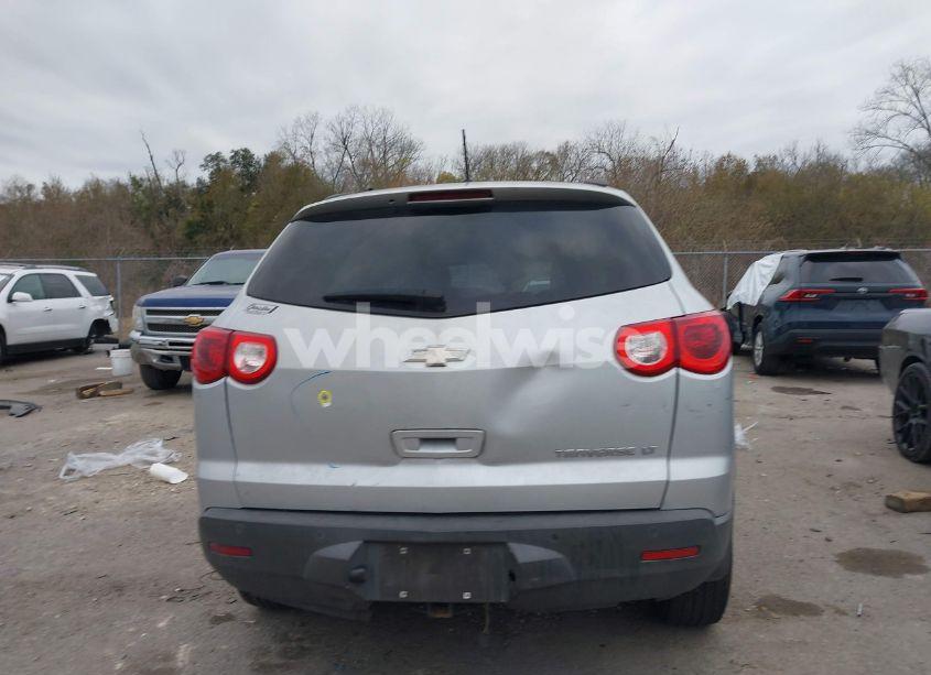 Photo 16 of 2011 Chevrolet Traverse 1LT (VIN 1GNKRGEDXBJ167618)