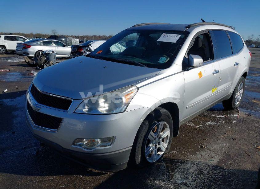Photo 2 of 2011 Chevrolet Traverse 1LT (VIN 1GNKRGEDXBJ167618)