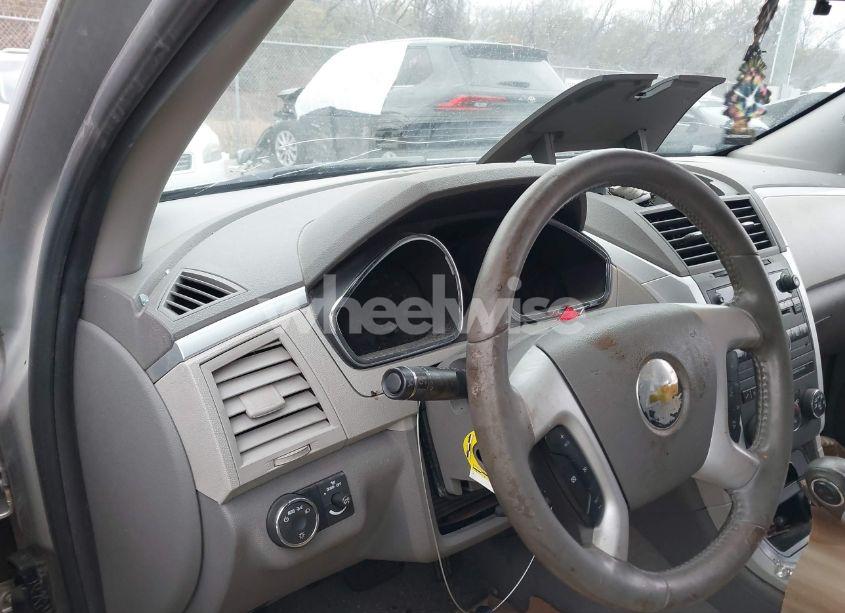 Photo 7 of 2011 Chevrolet Traverse 1LT (VIN 1GNKRGEDXBJ167618)