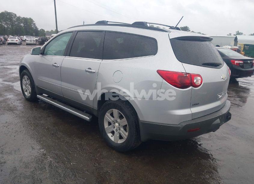 Photo 3 of 2011 Chevrolet Traverse 1LT (VIN 1GNKRGEDXBJ179445)