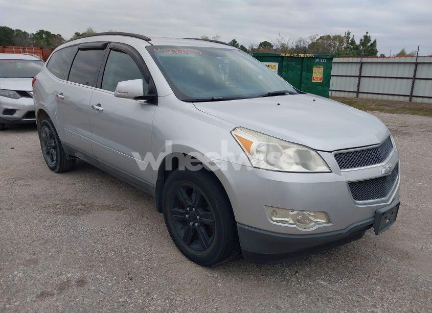 2011 Chevrolet Traverse 1LT (VIN 1GNKRGEDXBJ310843) main photo