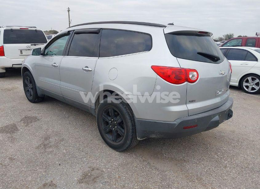 Photo 3 of 2011 Chevrolet Traverse 1LT (VIN 1GNKRGEDXBJ310843)