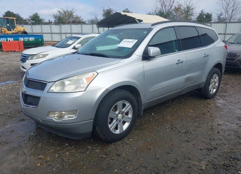 Photo 2 of 2011 Chevrolet Traverse 1LT (VIN 1GNKRGEDXBJ374039)