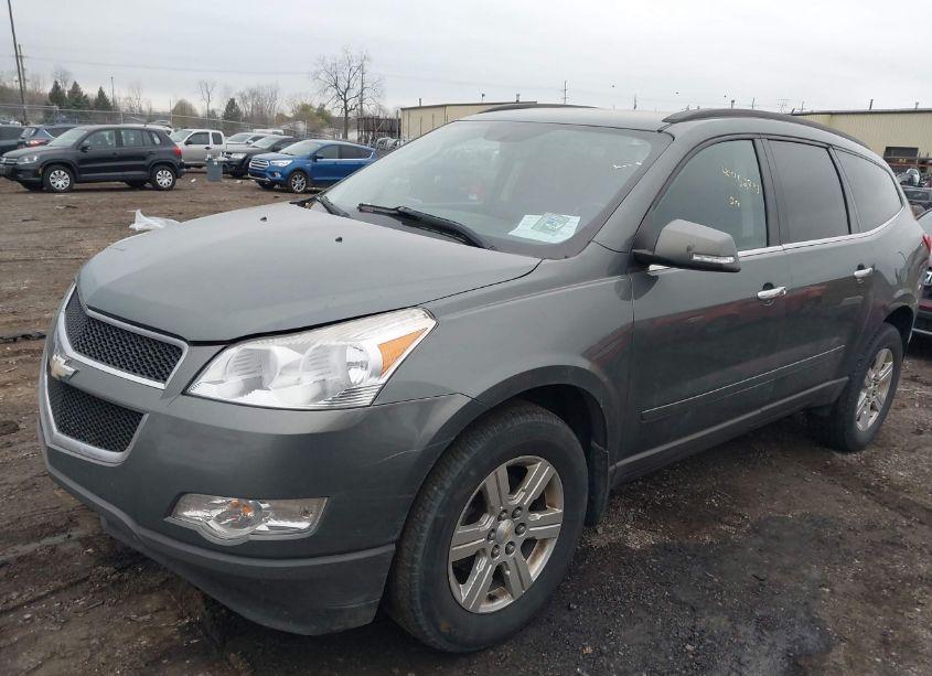 Photo 2 of 2011 Chevrolet Traverse 1LT (VIN 1GNKRGEDXBJ374462)