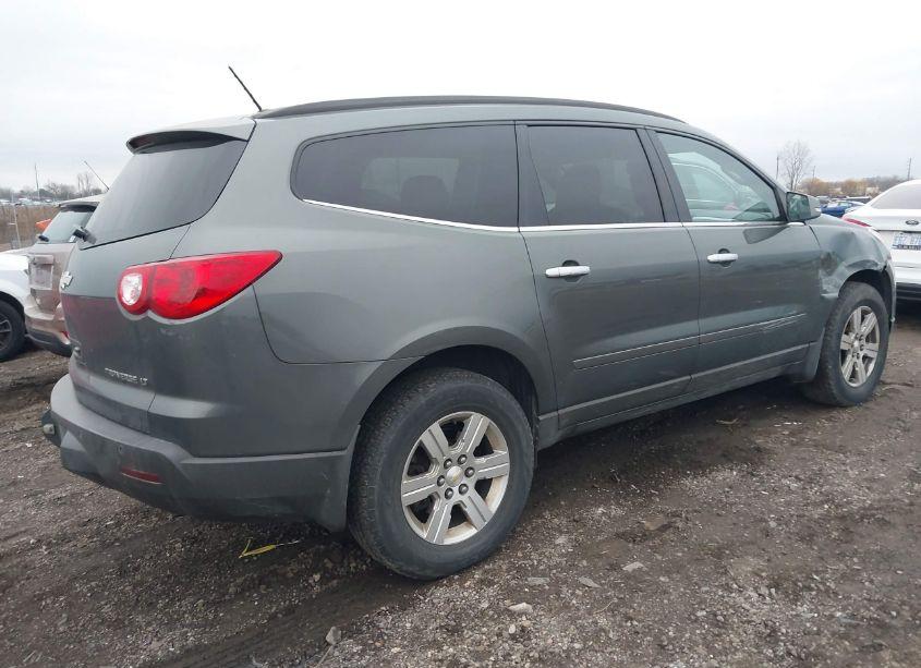 Photo 4 of 2011 Chevrolet Traverse 1LT (VIN 1GNKRGEDXBJ374462)