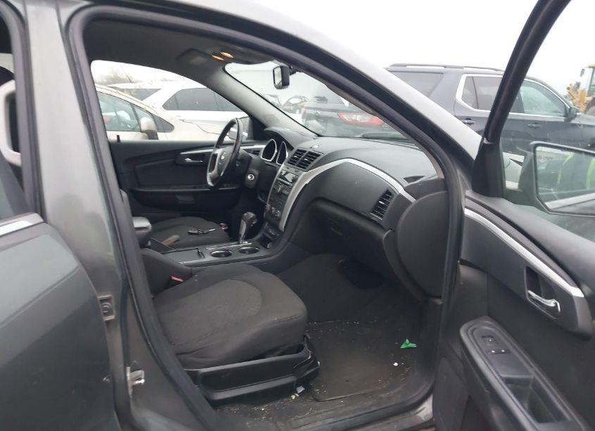 Photo 5 of 2011 Chevrolet Traverse 1LT (VIN 1GNKRGEDXBJ374462)