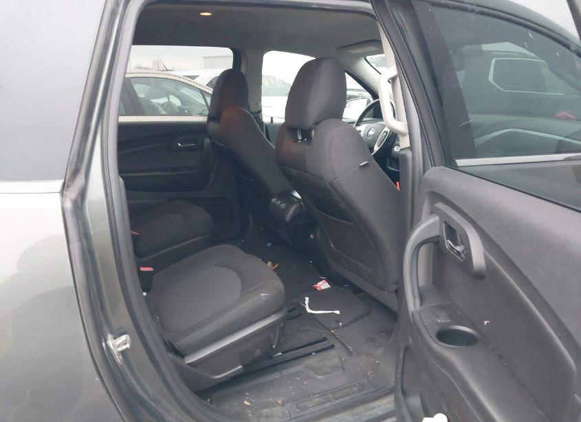 Photo 8 of 2011 Chevrolet Traverse 1LT (VIN 1GNKRGEDXBJ374462)