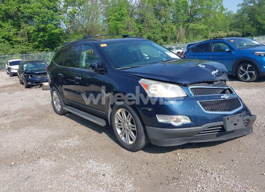 2011 Chevrolet Traverse 1LT (VIN 1GNKRGEDXBJ390046) main photo