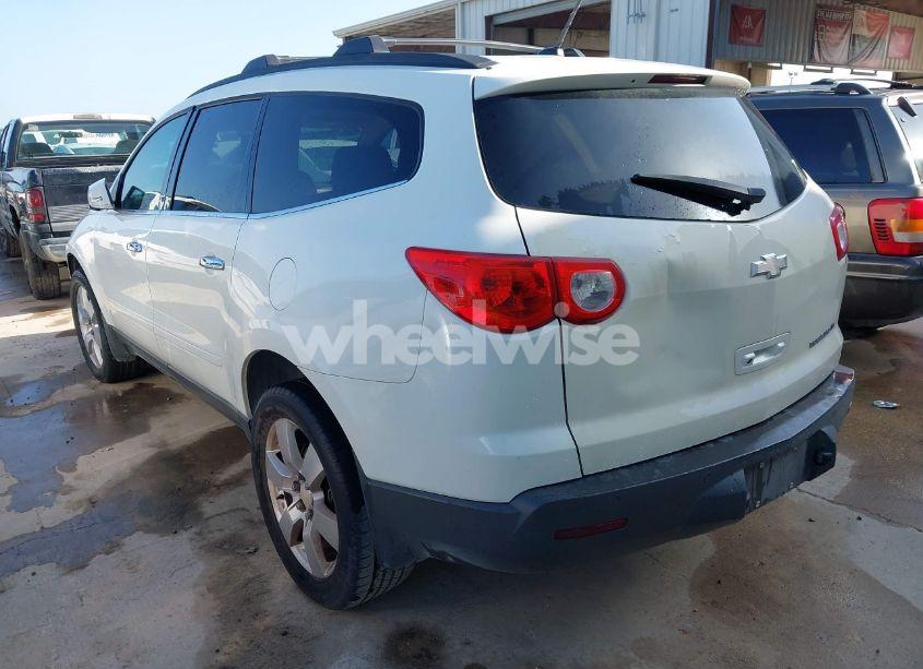Photo 3 of 2012 Chevrolet Traverse 1LT (VIN 1GNKRGEDXCJ184999)