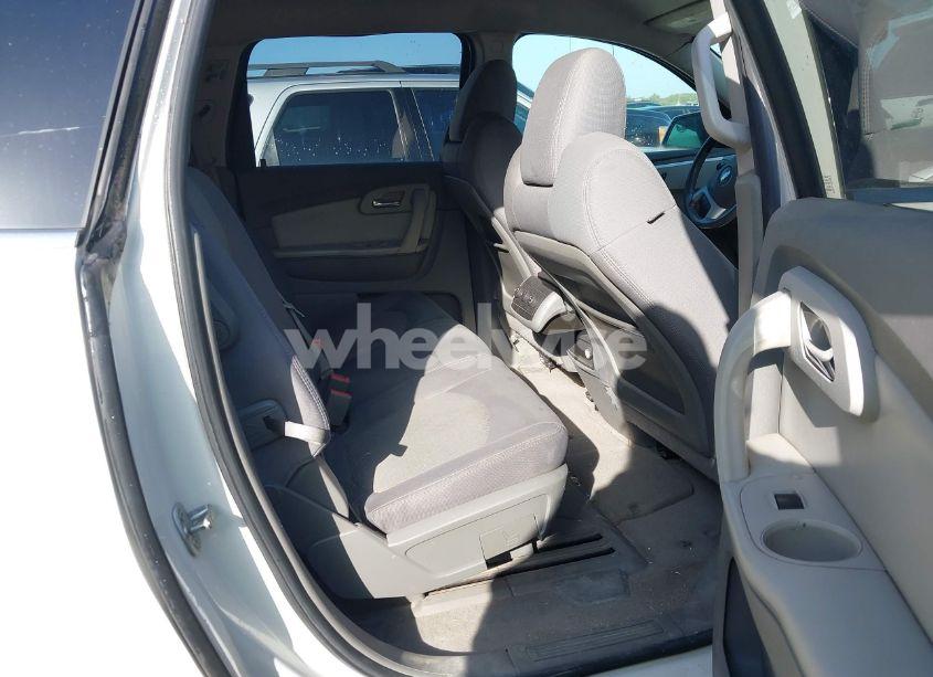 Photo 8 of 2012 Chevrolet Traverse 1LT (VIN 1GNKRGEDXCJ184999)