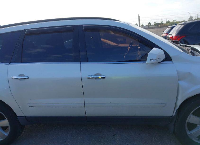 Photo 13 of 2012 Chevrolet Traverse 1LT (VIN 1GNKRGEDXCJ244103)