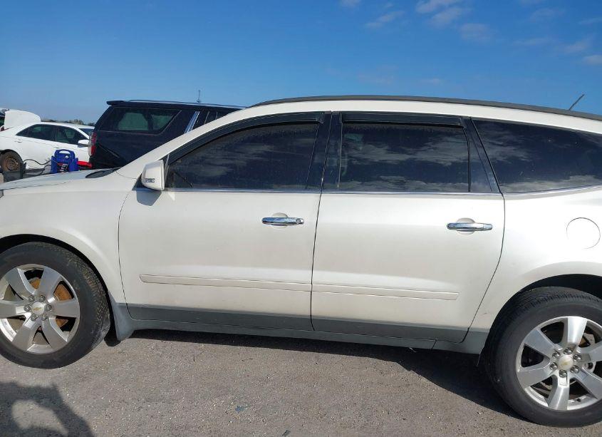 Photo 14 of 2012 Chevrolet Traverse 1LT (VIN 1GNKRGEDXCJ244103)