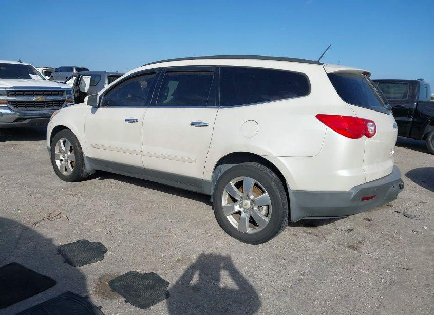 Photo 3 of 2012 Chevrolet Traverse 1LT (VIN 1GNKRGEDXCJ244103)