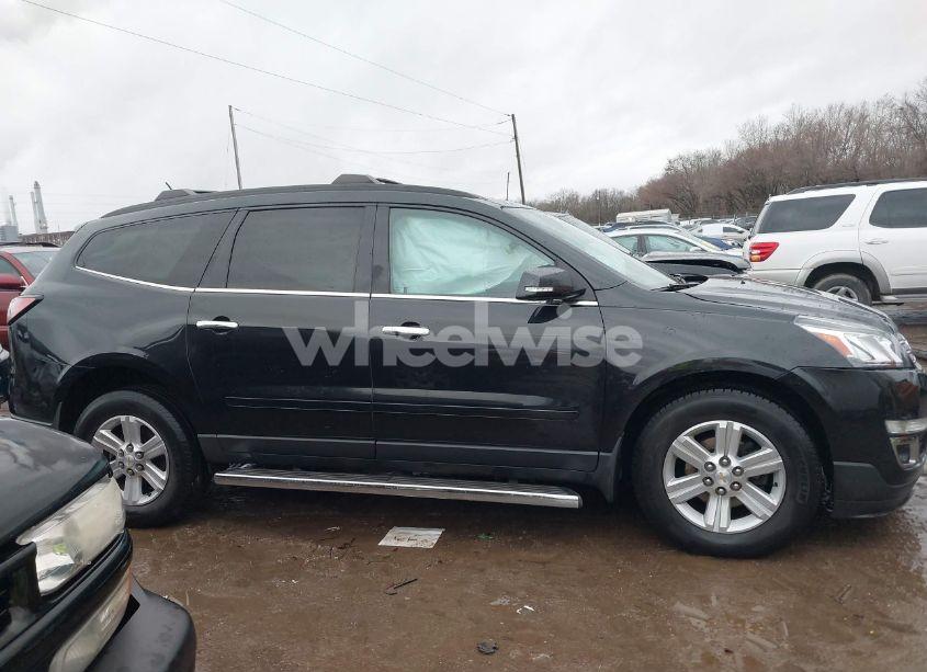Photo 13 of 2013 Chevrolet Traverse 1LT (VIN 1GNKRGKD0DJ121674)