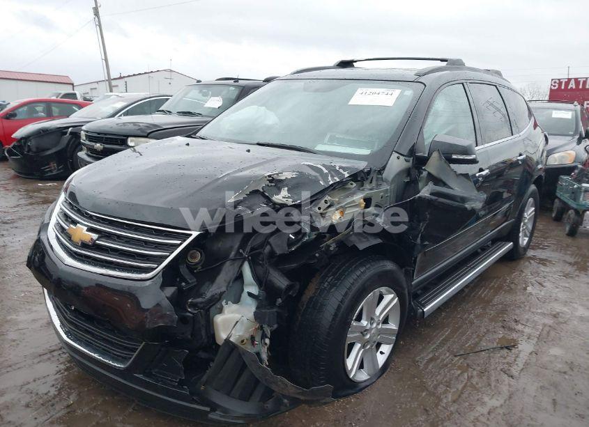 Photo 2 of 2013 Chevrolet Traverse 1LT (VIN 1GNKRGKD0DJ121674)
