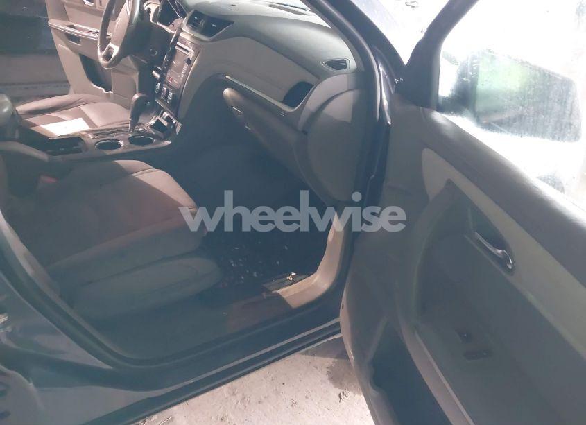 Photo 5 of 2013 Chevrolet Traverse 1LT (VIN 1GNKRGKD0DJ121951)