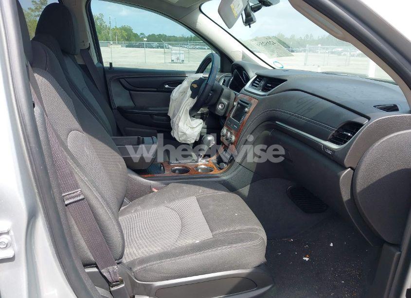 Photo 5 of 2013 Chevrolet Traverse 1LT (VIN 1GNKRGKD0DJ226246)