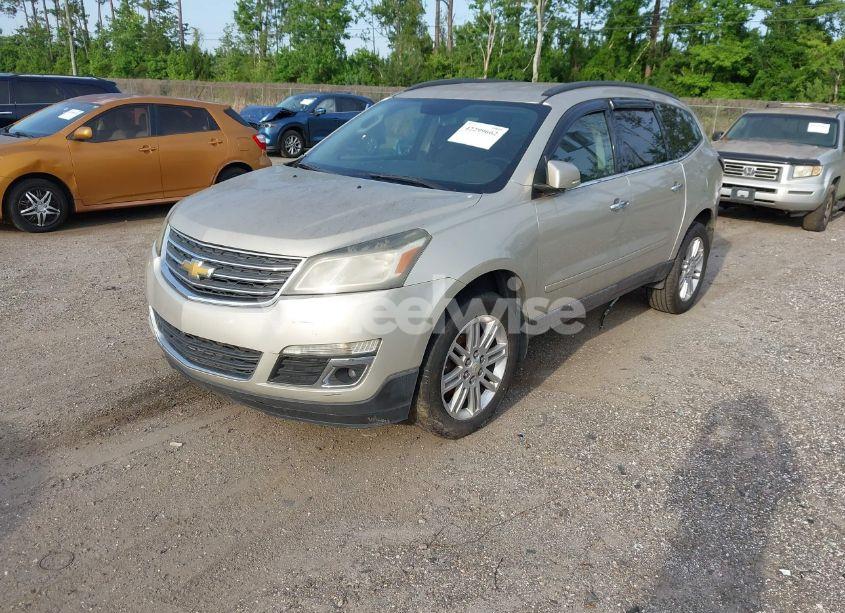 Photo 2 of 2015 Chevrolet Traverse 1LT (VIN 1GNKRGKD0FJ139286)