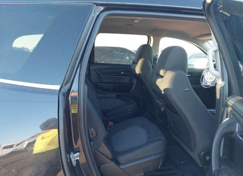 Photo 8 of 2015 Chevrolet Traverse 1LT (VIN 1GNKRGKD0FJ145895)