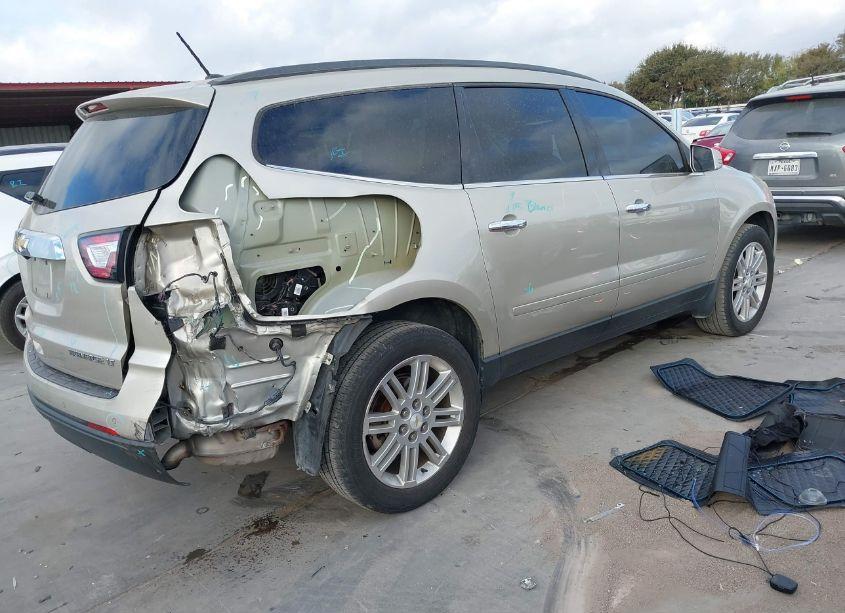 Photo 4 of 2015 Chevrolet Traverse 1LT (VIN 1GNKRGKD0FJ347894)