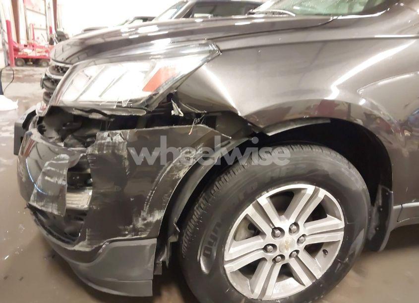 Photo 6 of 2015 Chevrolet Traverse 1LT (VIN 1GNKRGKD0FJ354134)